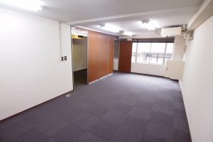 P8319360s-