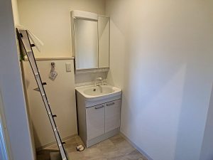 C1-1605754293_1605754320_54336_6608a47