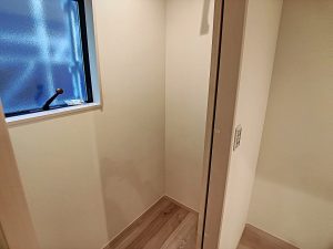 C1-1605754293_1605754468_54487_18cd709