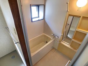 グランフォルム泉野_０２０４_内装画像3_バス