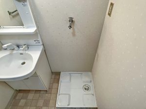 a505-1682991756_1682992209_92233_f5ed46c