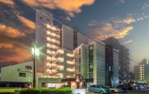 プレミアム金沢駅西_夕暮れ