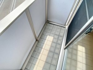 203_00016
