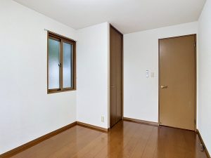 property_8bafd30c-8a08-4b3e-afb9-252171e7eb77_00009