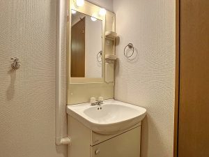 a103-1699509780_1699510126_10142_0055bf7