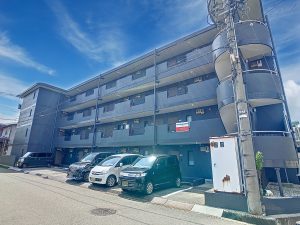 ウイングカナザワ１_０４１０_※画像1_駐車場