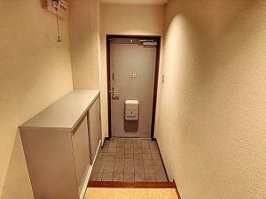 クリオ円光寺_０３０２_その他画像7_玄関